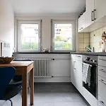 아파트 Haus Irene Gemuetlich Moderner Schwarzwald 바이에르스브론